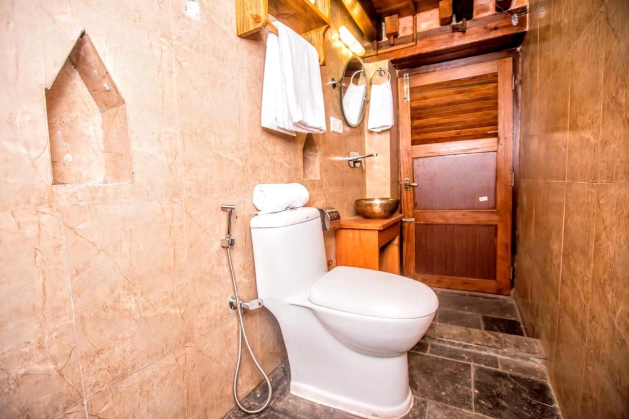 Hotel Baha Restaurant And Cafe Bhatgoan Zewnętrze zdjęcie