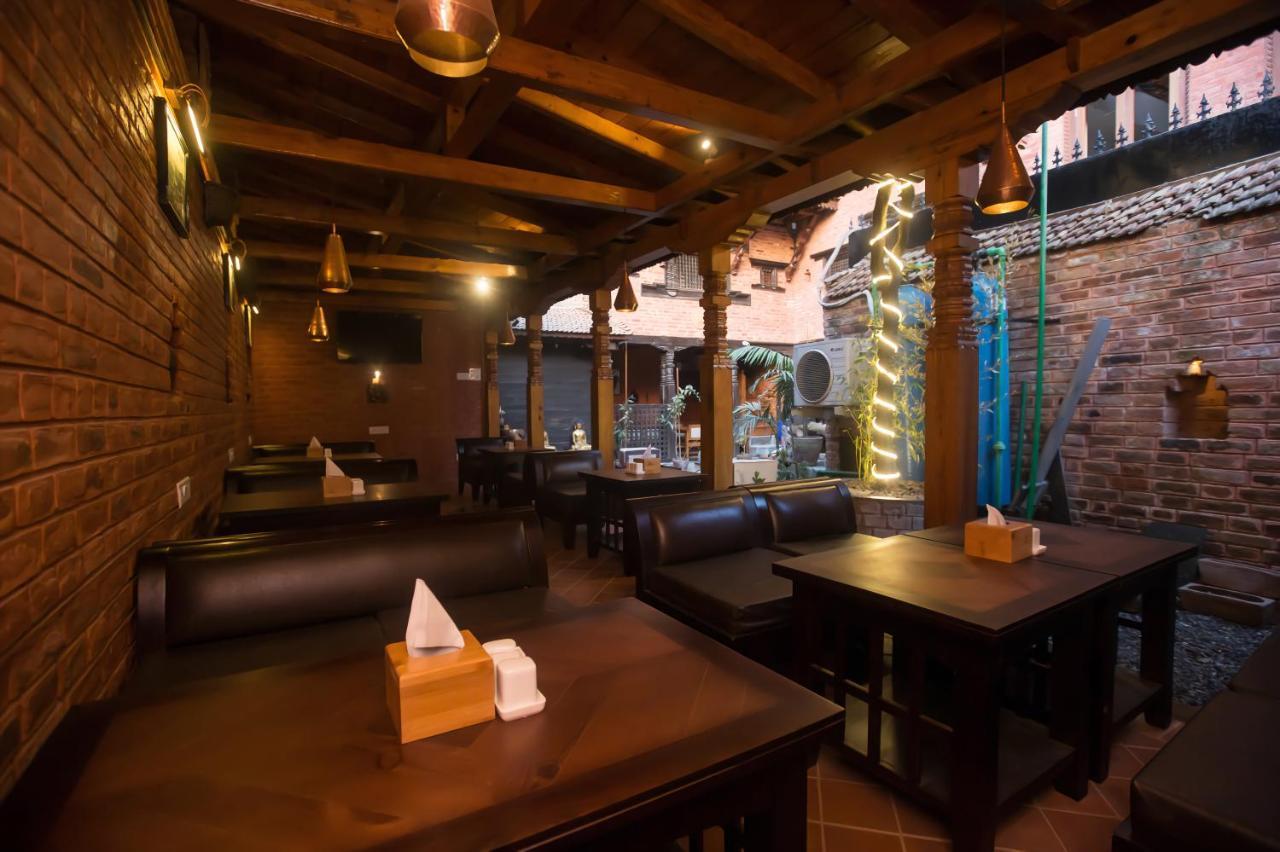 Hotel Baha Restaurant And Cafe Bhatgoan Zewnętrze zdjęcie